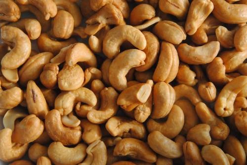 Raw cashew 